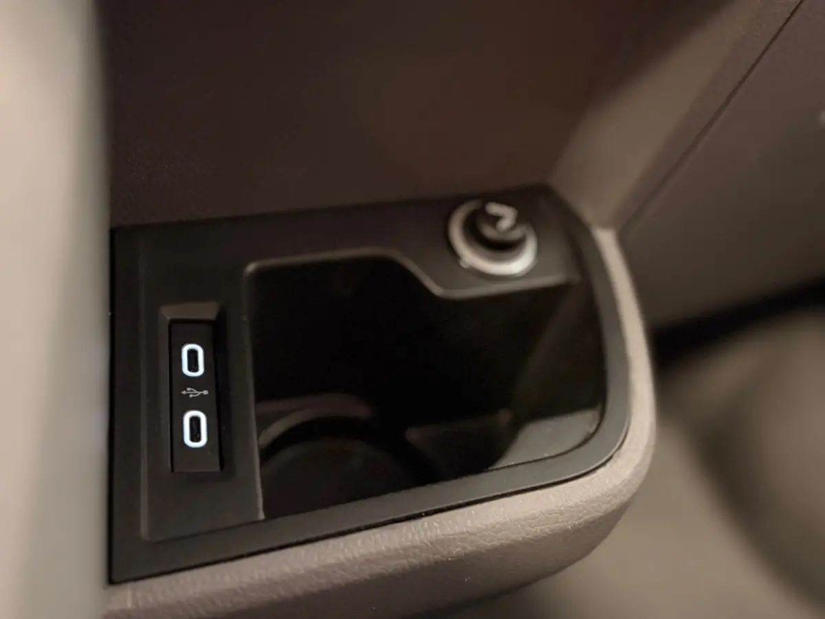 2.0 TDI L2H1 | 2 x SCHUIFDEUR | NAVI | CRUISE | TREKHAAK |