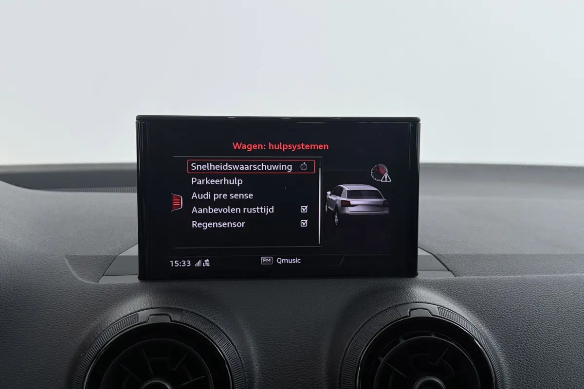 1.0 TFSI Sport Pro Line | Navigatie | Trekhaak | Climate Control | Parkeersensoren