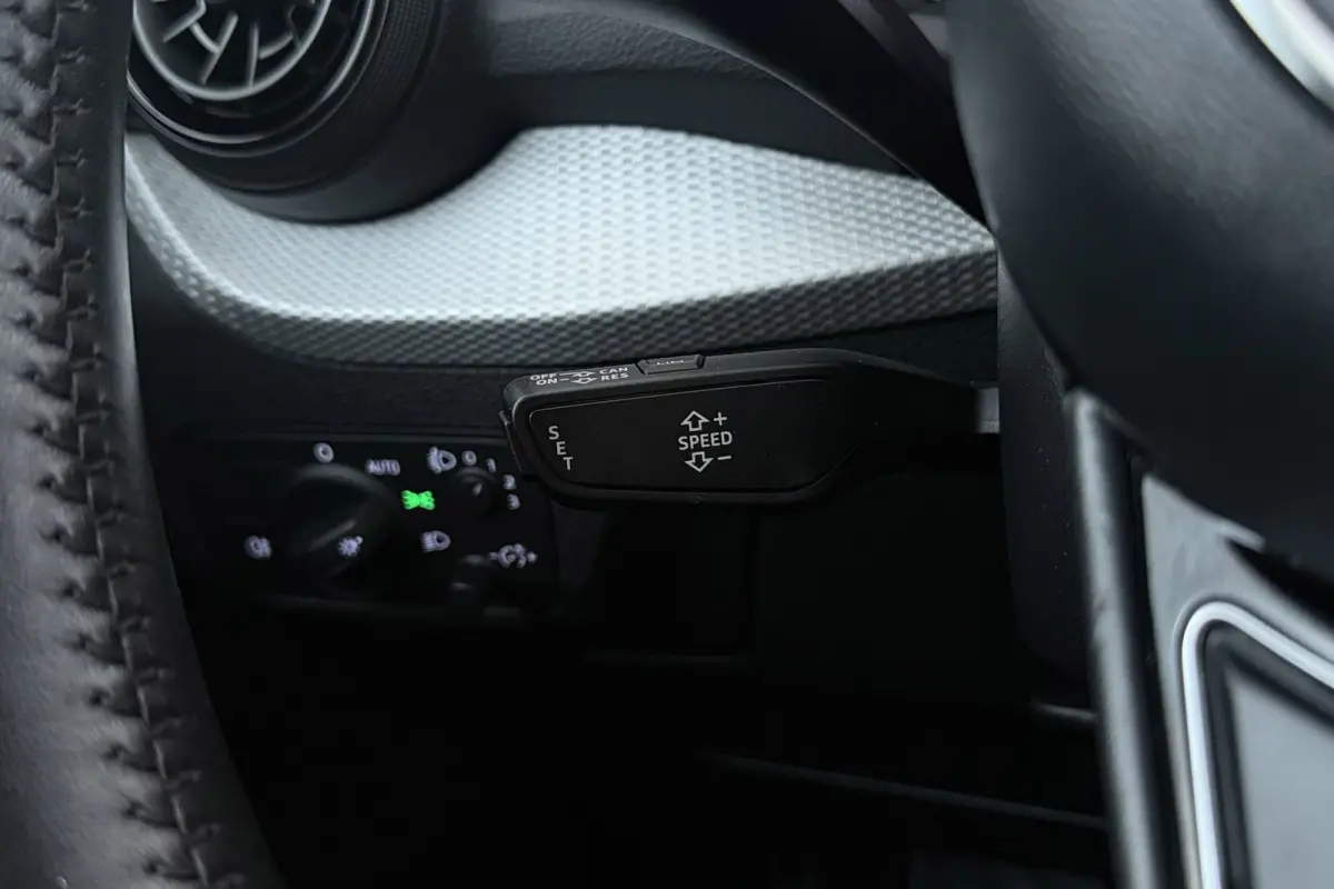 1.0 TFSI Sport Pro Line | Navigatie | Trekhaak | Climate Control | Parkeersensoren