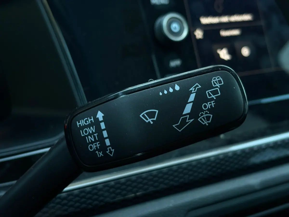 1.0 TSI 95 pk Life Edition | Trekhaak afn. baar | Achteruitrijcamera | Cruise control adaptief | Apple Carplay |