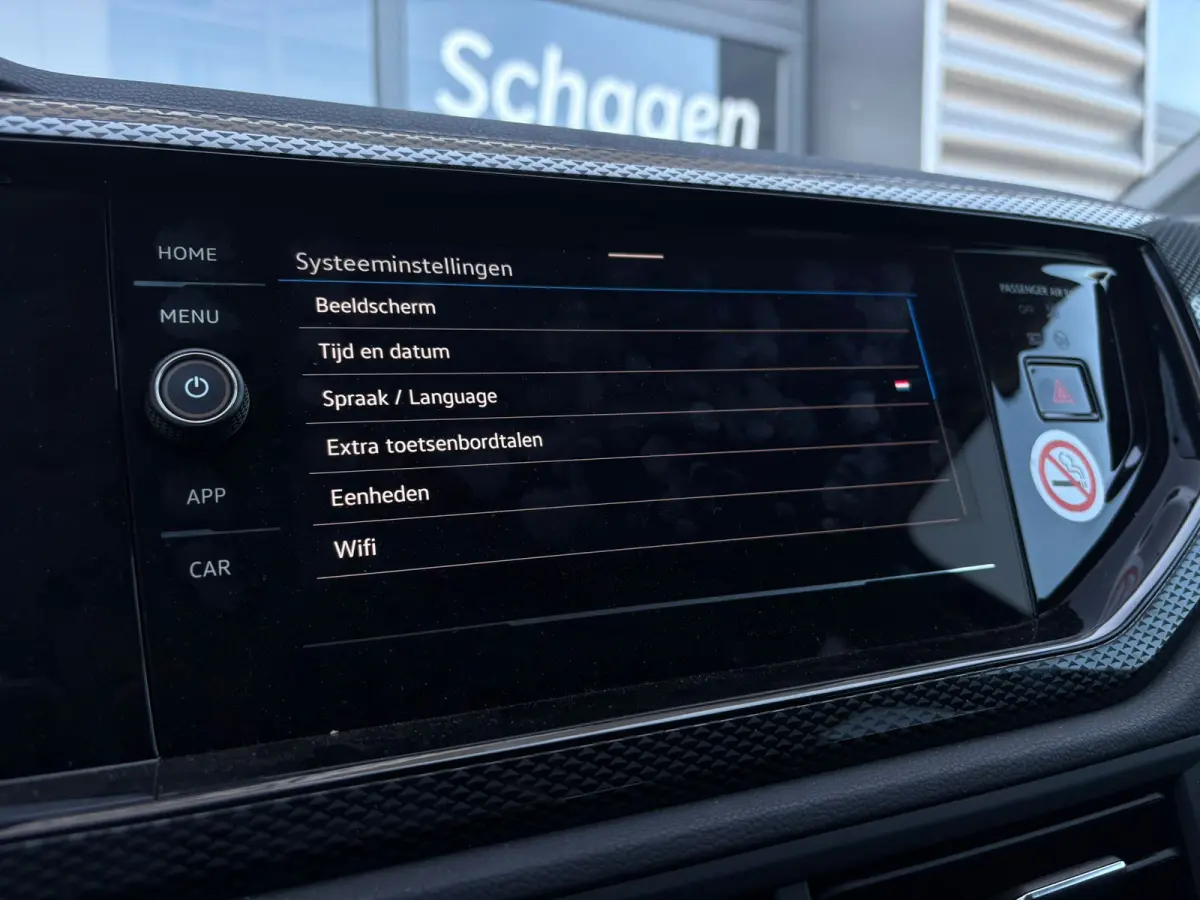 1.0 TSI 95 pk Life Edition | Trekhaak afn. baar | Achteruitrijcamera | Cruise control adaptief | Apple Carplay |