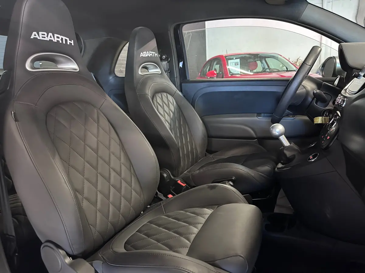 1.4 T-Jet Abarth Turismo LEDER / CLIMA / NAVI