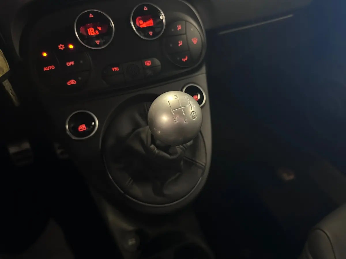 1.4 T-Jet Abarth Turismo LEDER / CLIMA / NAVI