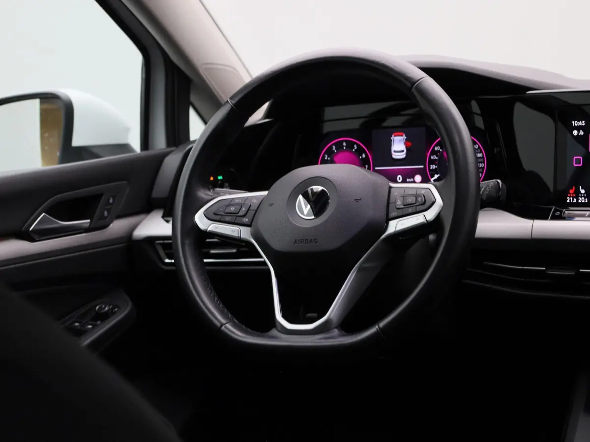 1.0 eTSI Life | Automaat | Stoel - Stuur Verwarming | Navigatie | Apple CarPlay/ Android Auto | Parkeersensoren | LMV | LED |