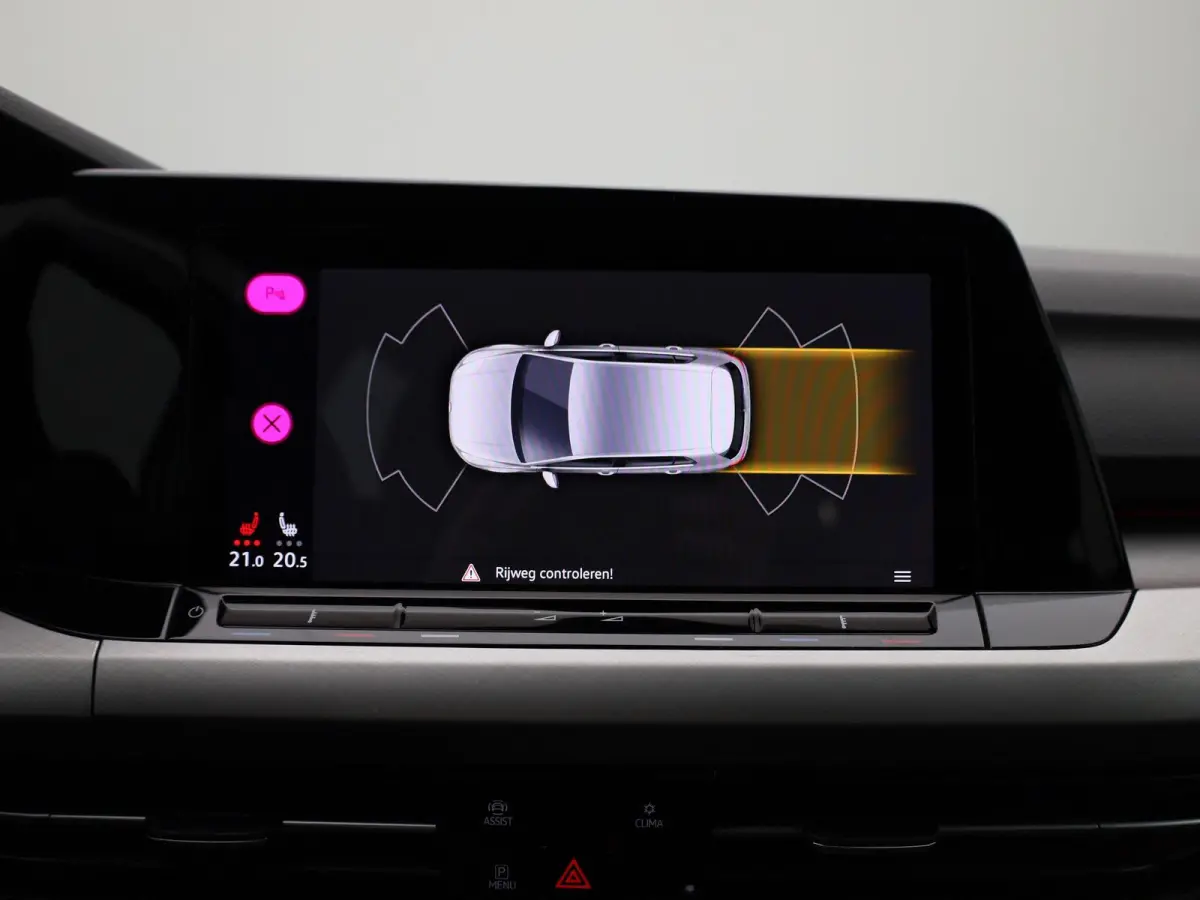 1.0 eTSI Life | Automaat | Stoel - Stuur Verwarming | Navigatie | Apple CarPlay/ Android Auto | Parkeersensoren | LMV | LED |