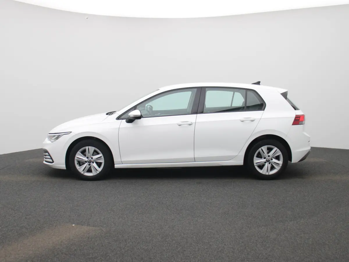 1.0 eTSI Life | Automaat | Stoel - Stuur Verwarming | Navigatie | Apple CarPlay/ Android Auto | Parkeersensoren | LMV | LED |
