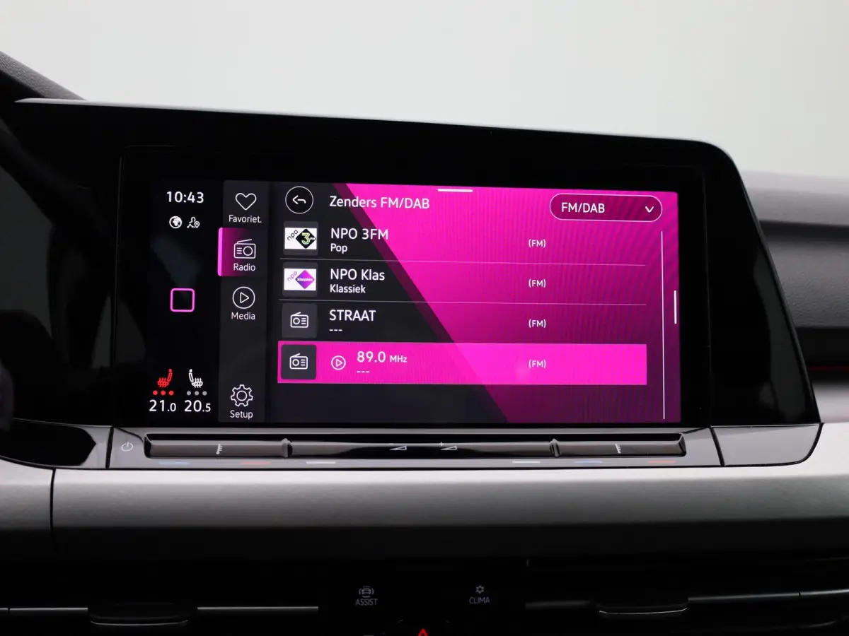 1.0 eTSI Life | Automaat | Stoel - Stuur Verwarming | Navigatie | Apple CarPlay/ Android Auto | Parkeersensoren | LMV | LED |