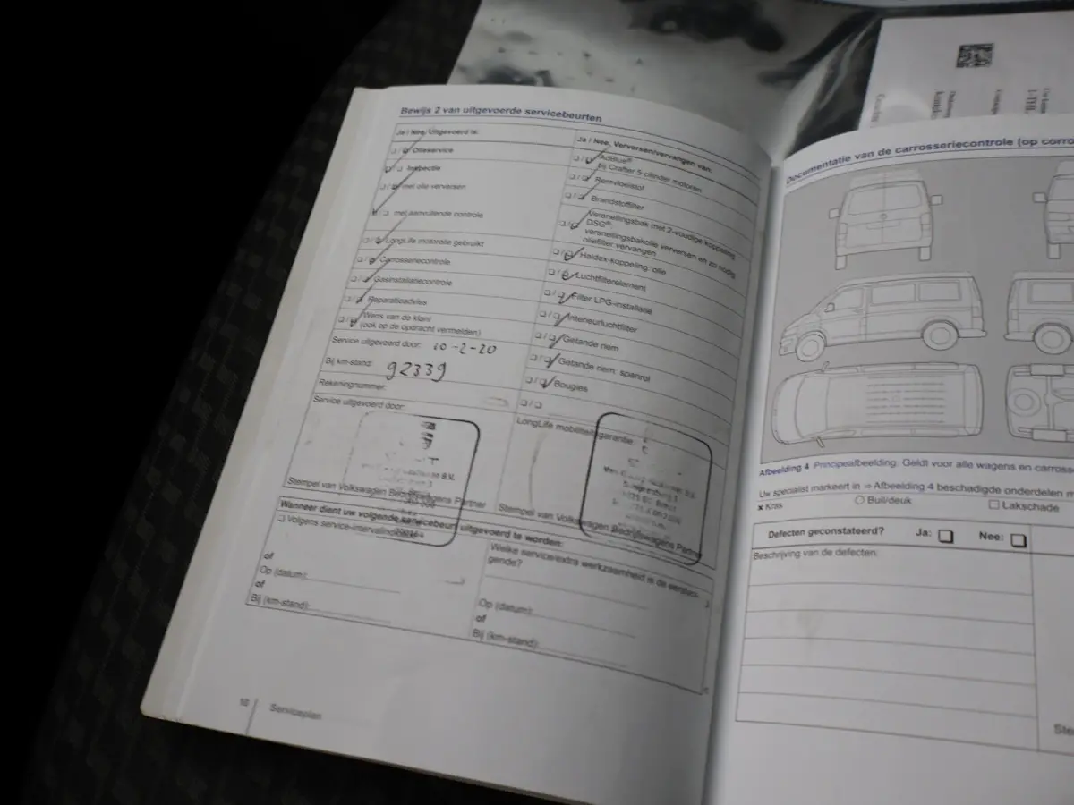 2.0 TDI 140 PK DSG AUT. L1H1 PERSONENBUS + 220V + CAMERA | NAVIGATIE | TREKHAAK | STANDKACHEL
