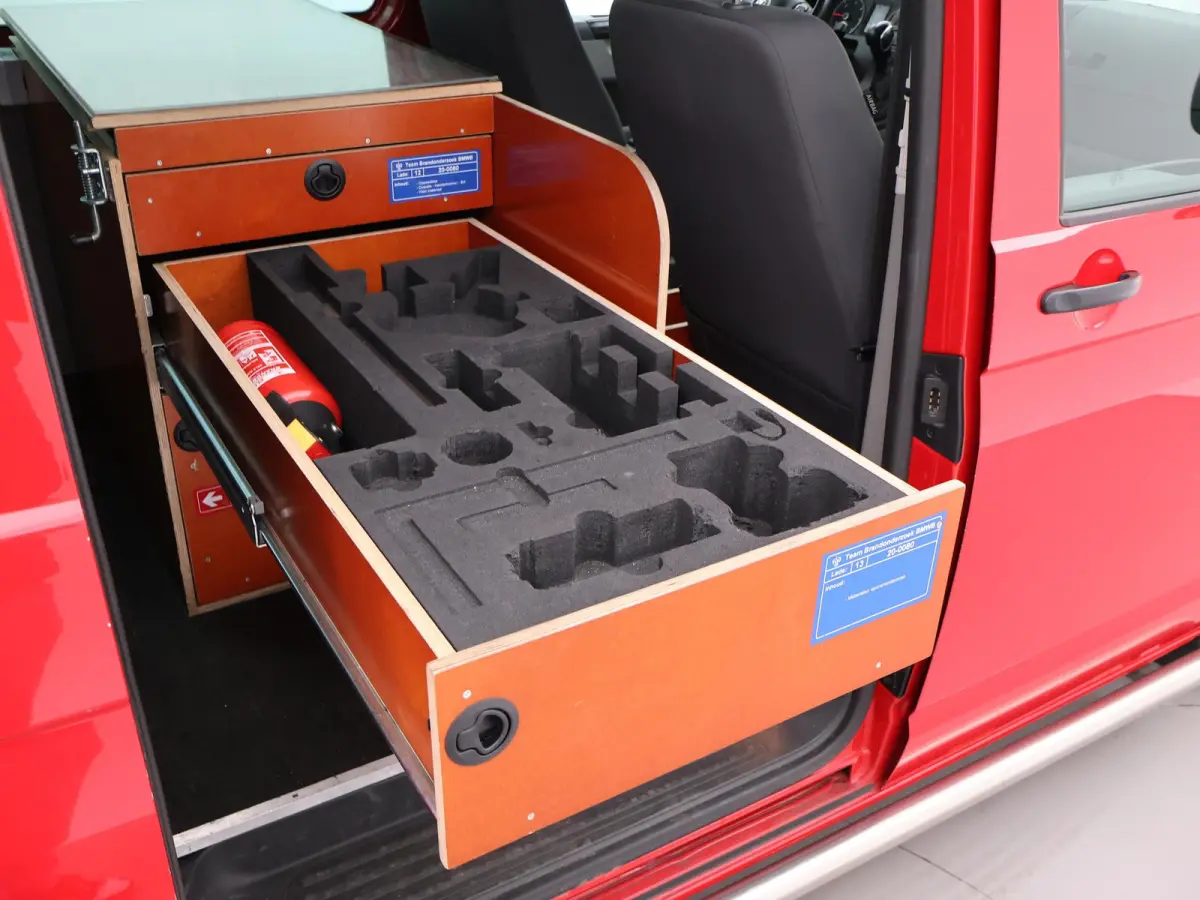 2.0 TDI 140 PK DSG AUT. L1H1 PERSONENBUS + 220V + CAMERA | NAVIGATIE | TREKHAAK | STANDKACHEL