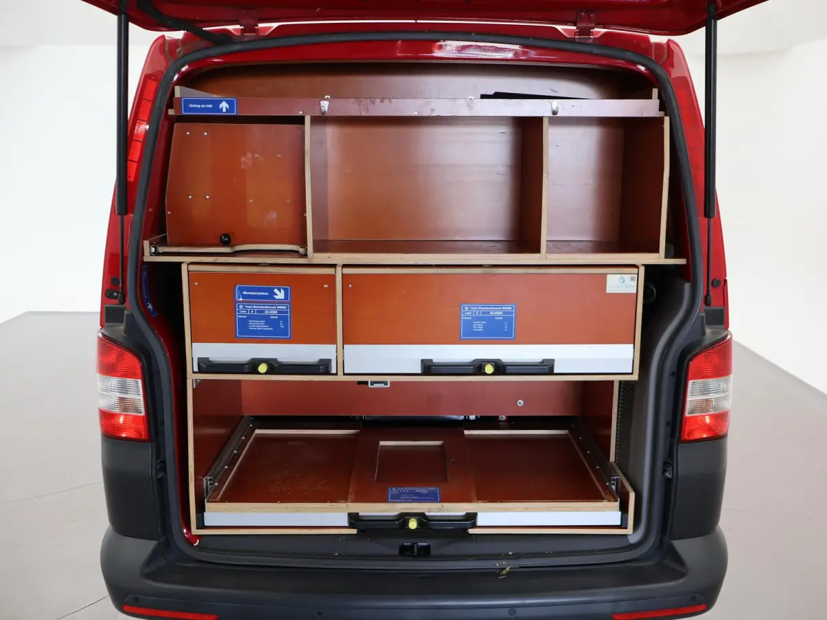 2.0 TDI 140 PK DSG AUT. L1H1 PERSONENBUS + 220V + CAMERA | NAVIGATIE | TREKHAAK | STANDKACHEL