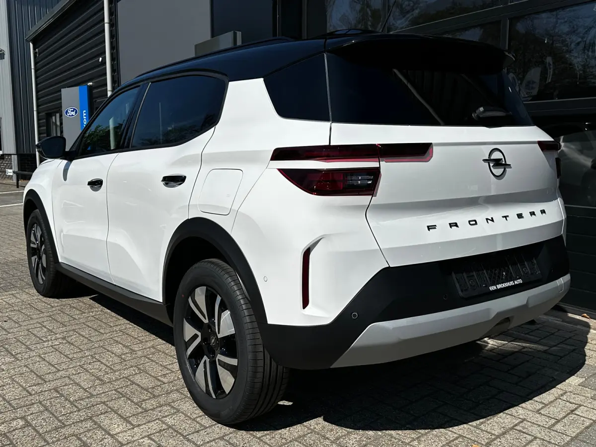 1.2 Turbo Hybrid GS | STUUR, STOEL EN VOORRUITVERWARMING| DODEHOEK DETECTIE| CAMERA + SENSOREN| NAVIGATIE + APPLE CARPLAY/ANDROID AUTO|