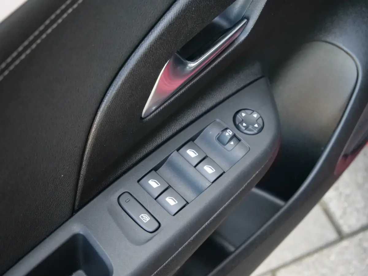 1.2 Turbo Hybrid GS 100 Pk Automaat Apple Carplay / DAB / Camera / PDC