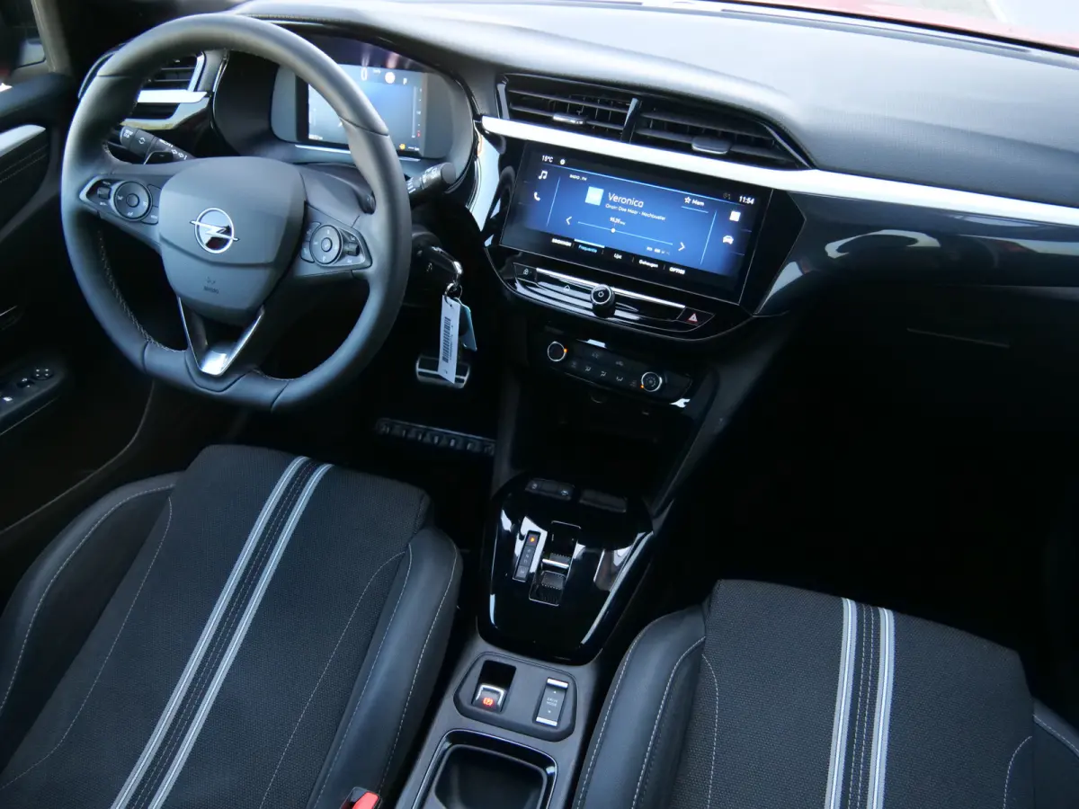 1.2 Turbo Hybrid GS 100 Pk Automaat Apple Carplay / DAB / Camera / PDC