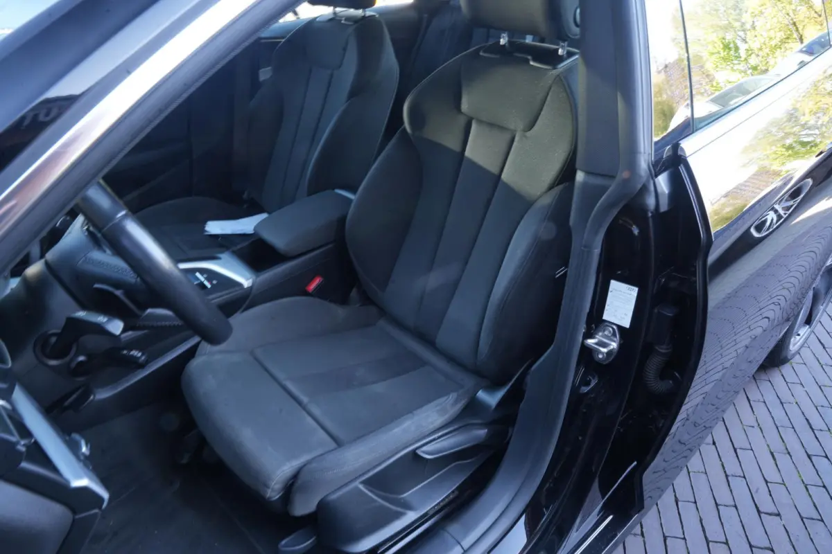 2.0 TFSI MHEV Sport Brake assist Cruise control 18"L.M. Stuurwiel multifunctioneel Armsteun
