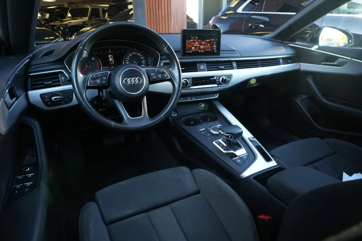 2.0 TFSI MHEV Sport Brake assist Cruise control 18"L.M. Stuurwiel multifunctioneel Armsteun