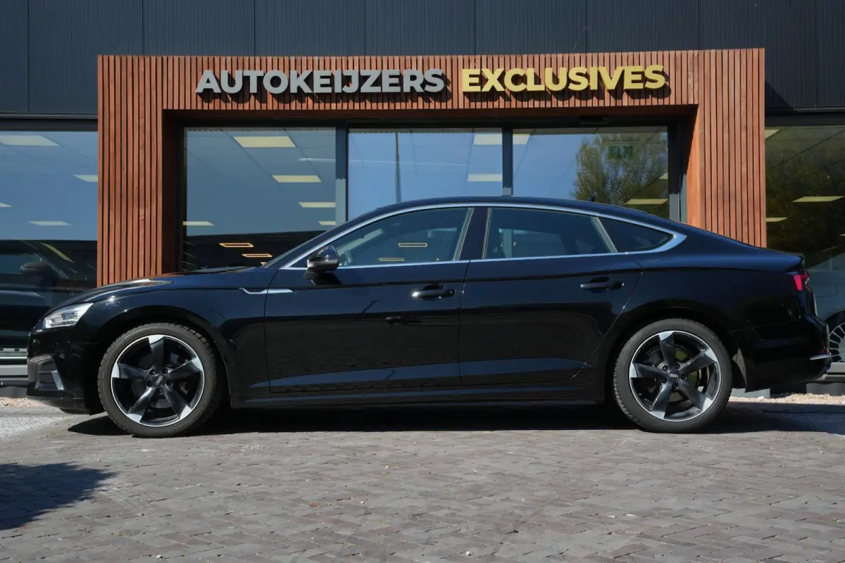 2.0 TFSI MHEV Sport Brake assist Cruise control 18"L.M. Stuurwiel multifunctioneel Armsteun