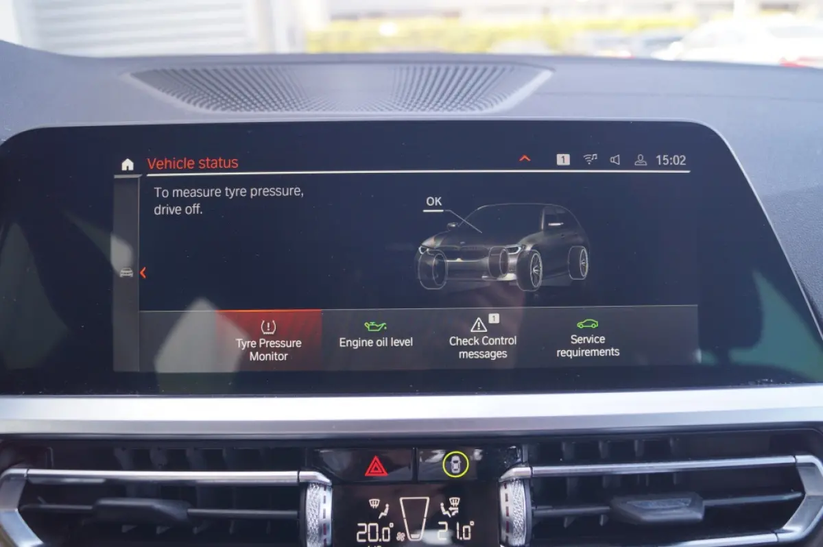 318i High Executive Edition -LEER-CAM-NAVI-