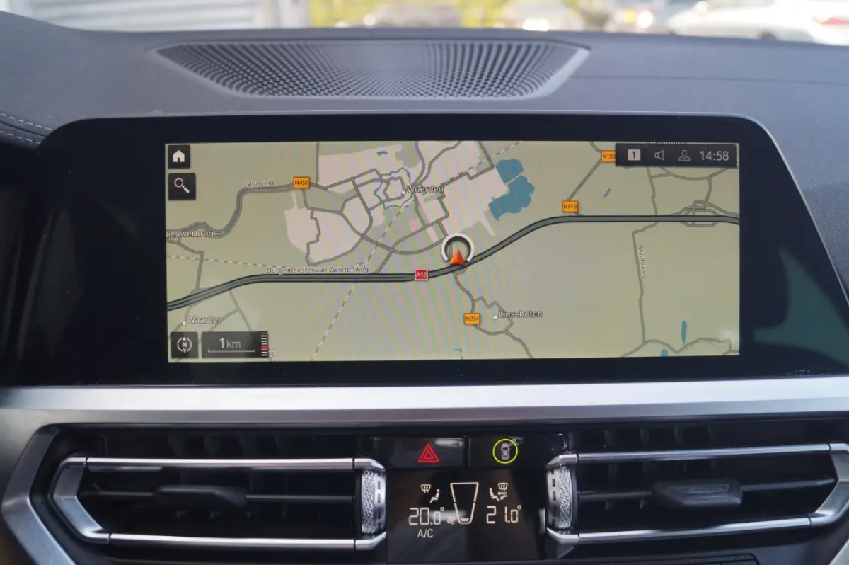 318i High Executive Edition -LEER-CAM-NAVI-