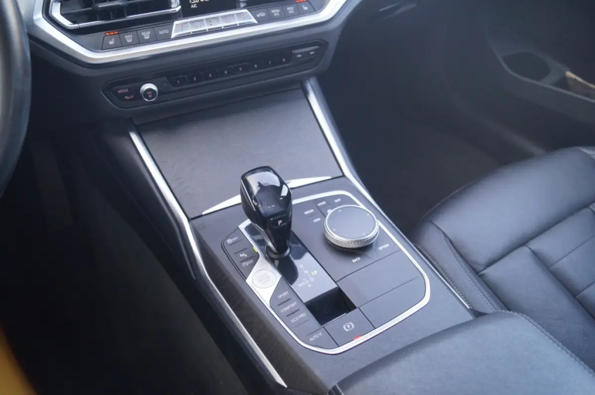 318i High Executive Edition -LEER-CAM-NAVI-