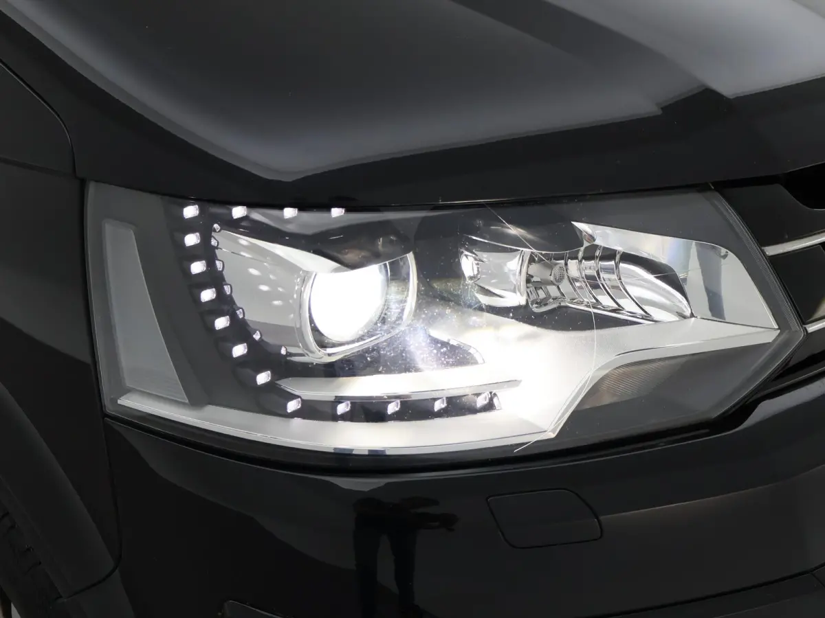 2.0 TDI 140 PK DSG L2H1 E.C. + LEDER | LMV | XENON | APPLE CARPLAY | STOELVERWARMING