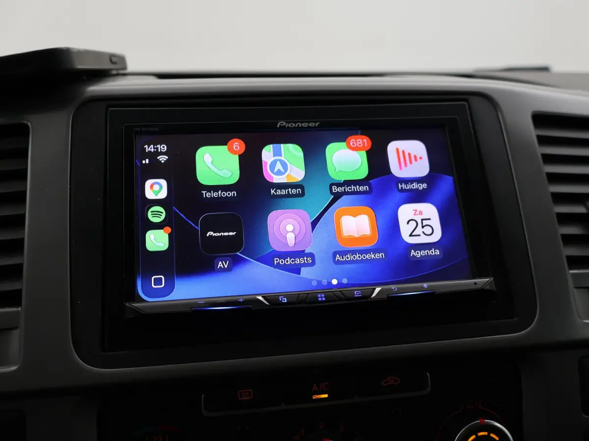 2.0 TDI 140 PK DSG L2H1 E.C. + LEDER | LMV | XENON | APPLE CARPLAY | STOELVERWARMING