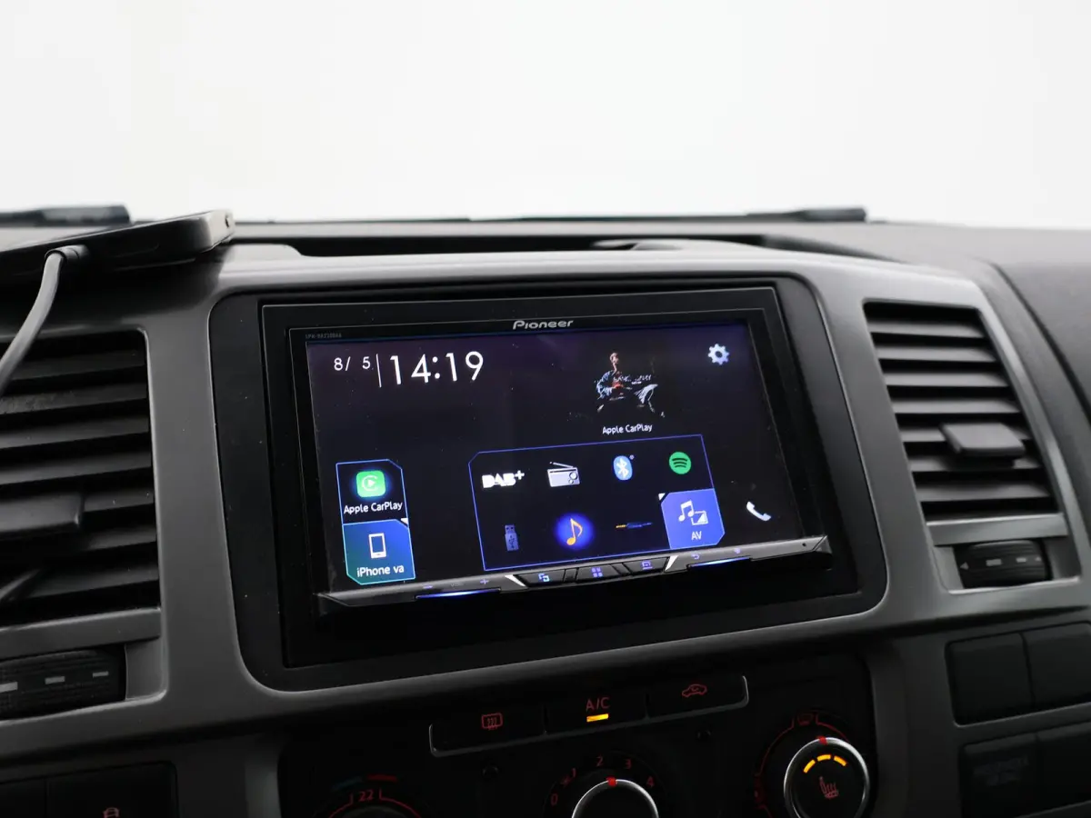 2.0 TDI 140 PK DSG L2H1 E.C. + LEDER | LMV | XENON | APPLE CARPLAY | STOELVERWARMING