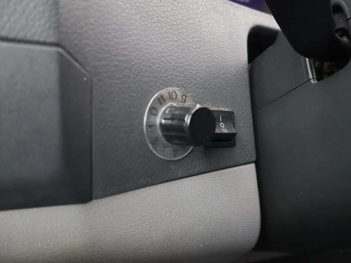 2.0 TDI 140 PK DSG L2H1 E.C. + LEDER | LMV | XENON | APPLE CARPLAY | STOELVERWARMING