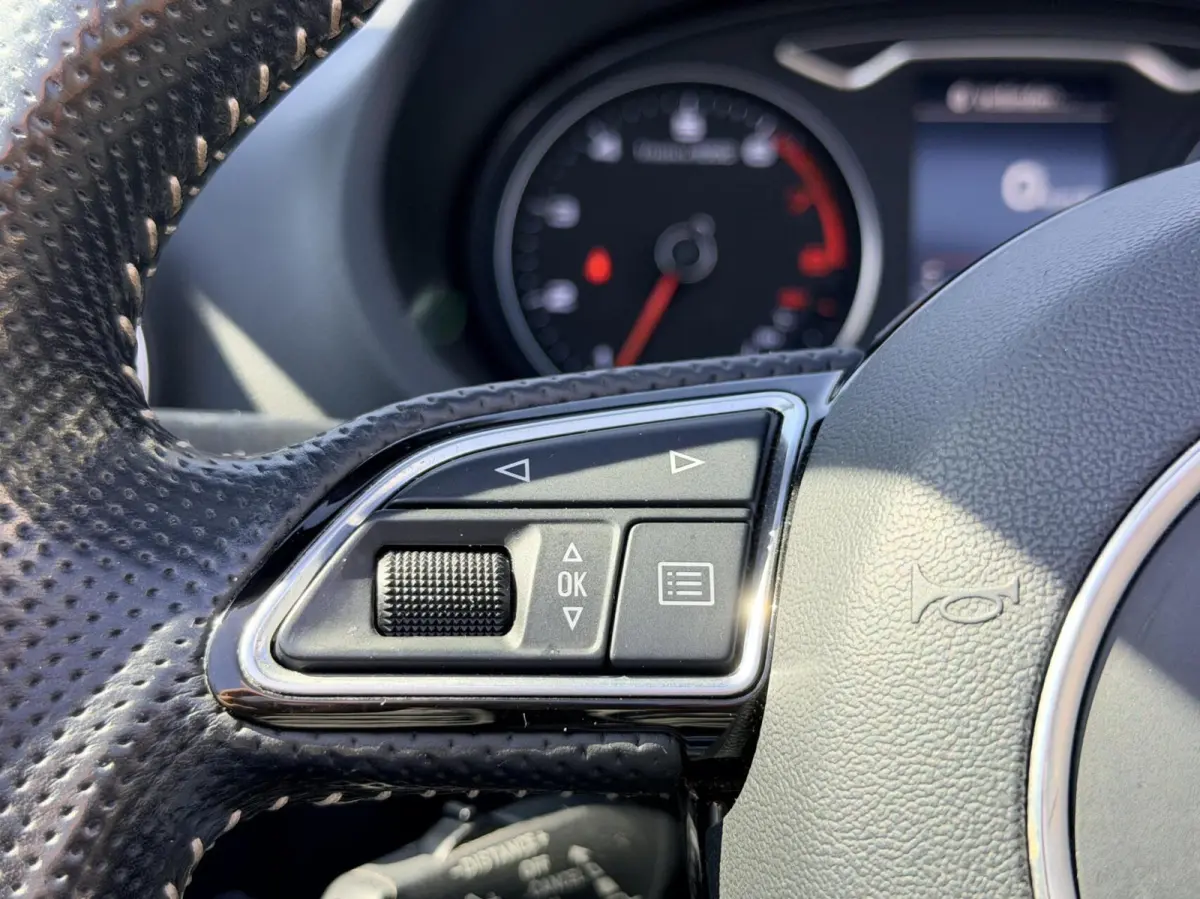 1.4 TFSI CoD Ambition Pro Line S | Automaat | Keyless | Nek-Stoelverwarming | Nl-Auto