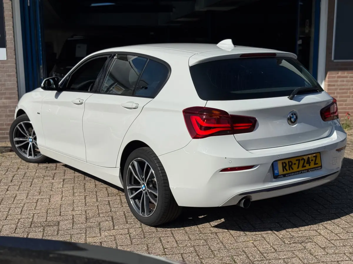 116i Edition Sport Shadow 2018 NAVI CLIMA NAP!