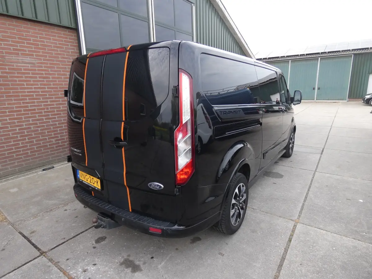 320 2.0 TDCI L2H1 Sport* navi/cam*xenon*