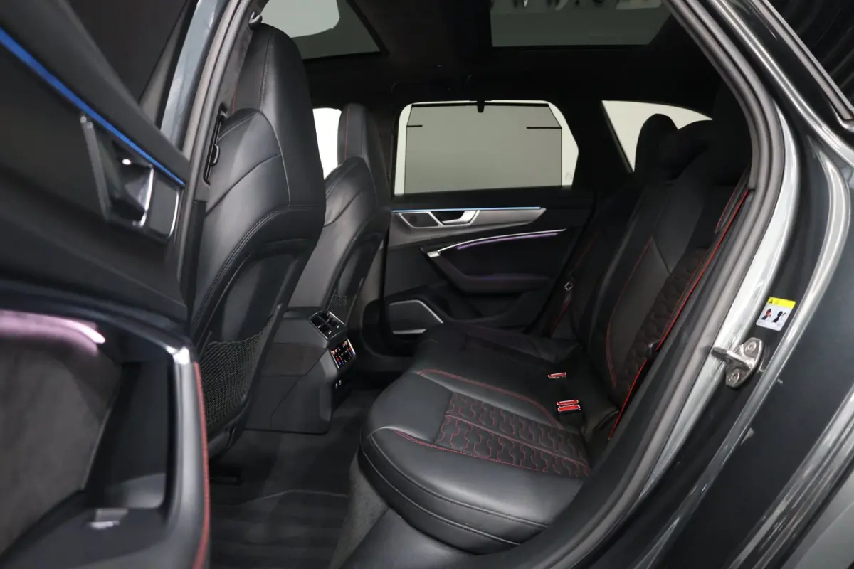 4.0 TFSI quattro 600+PK BTW/KERAMISCH/SOFTCLOSE/VIRTUAL/B&O 3D/ACHTERASB/SFEER/PANO/22"/360 CAM/12 MND GARANTIE!