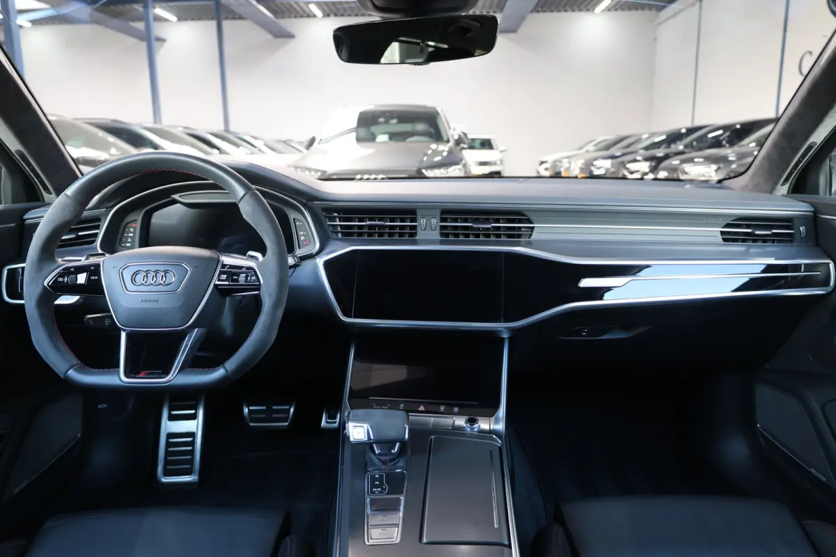 4.0 TFSI quattro 600+PK BTW/KERAMISCH/SOFTCLOSE/VIRTUAL/B&O 3D/ACHTERASB/SFEER/PANO/22"/360 CAM/12 MND GARANTIE!