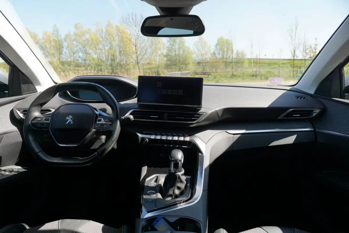 1.2 PureTech Blue Lease Allure | Gris Artense | Carplay/Camera/LED/Elek.achterklep/Half-leder - Top!