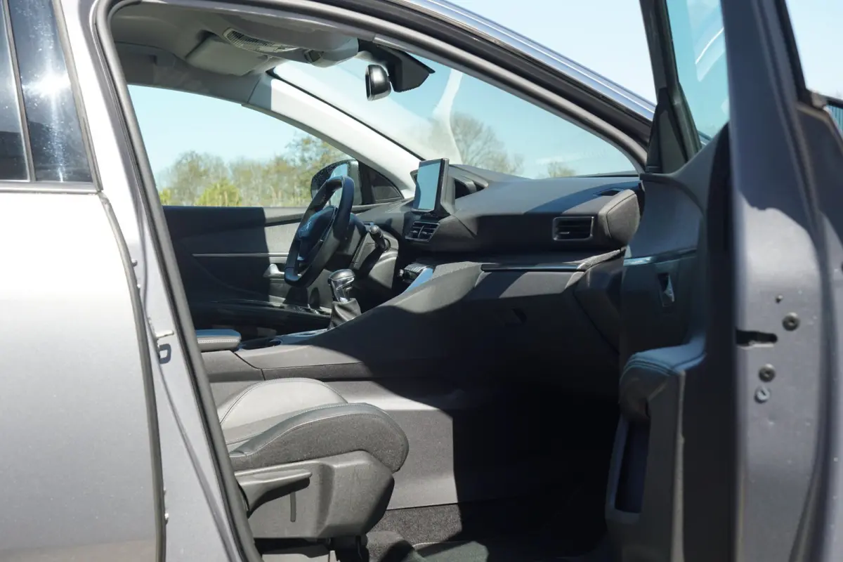 1.2 PureTech Blue Lease Allure | Gris Artense | Carplay/Camera/LED/Elek.achterklep/Half-leder - Top!