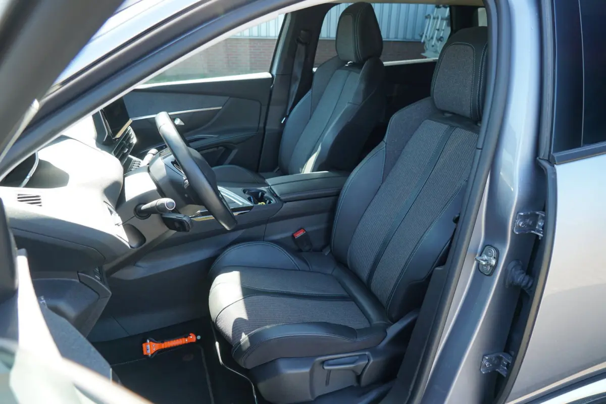 1.2 PureTech Blue Lease Allure | Gris Artense | Carplay/Camera/LED/Elek.achterklep/Half-leder - Top!