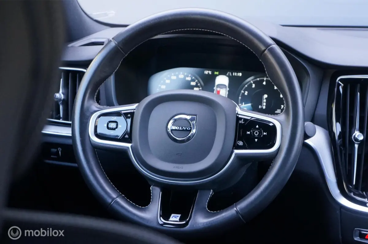 2.0 T4 R-Design Aut Navi Ad.Cruise Apple/Android !