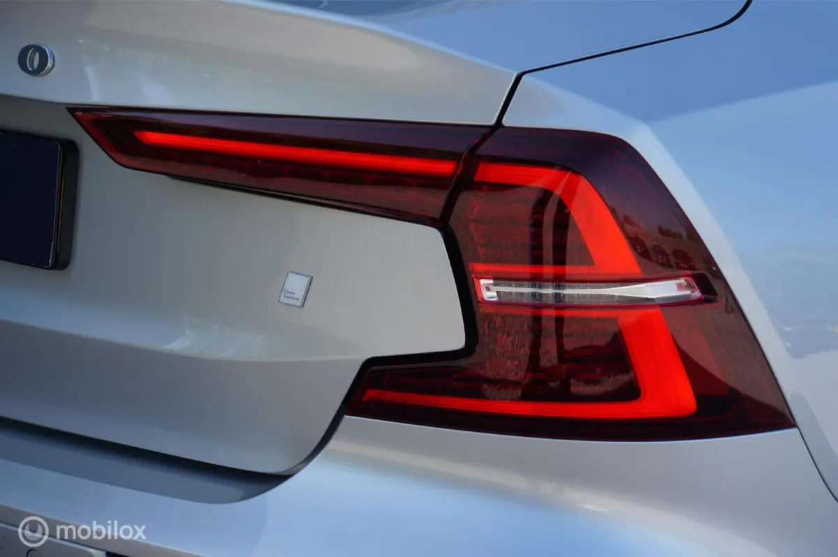 2.0 T4 R-Design Aut Navi Ad.Cruise Apple/Android !
