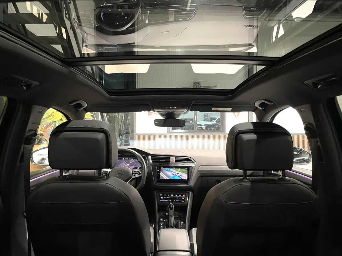 1.4 TSI eHybrid R-Line Black Style/ 360 Cam/ Pano/ Keyless/ HuD/ Trekhaak