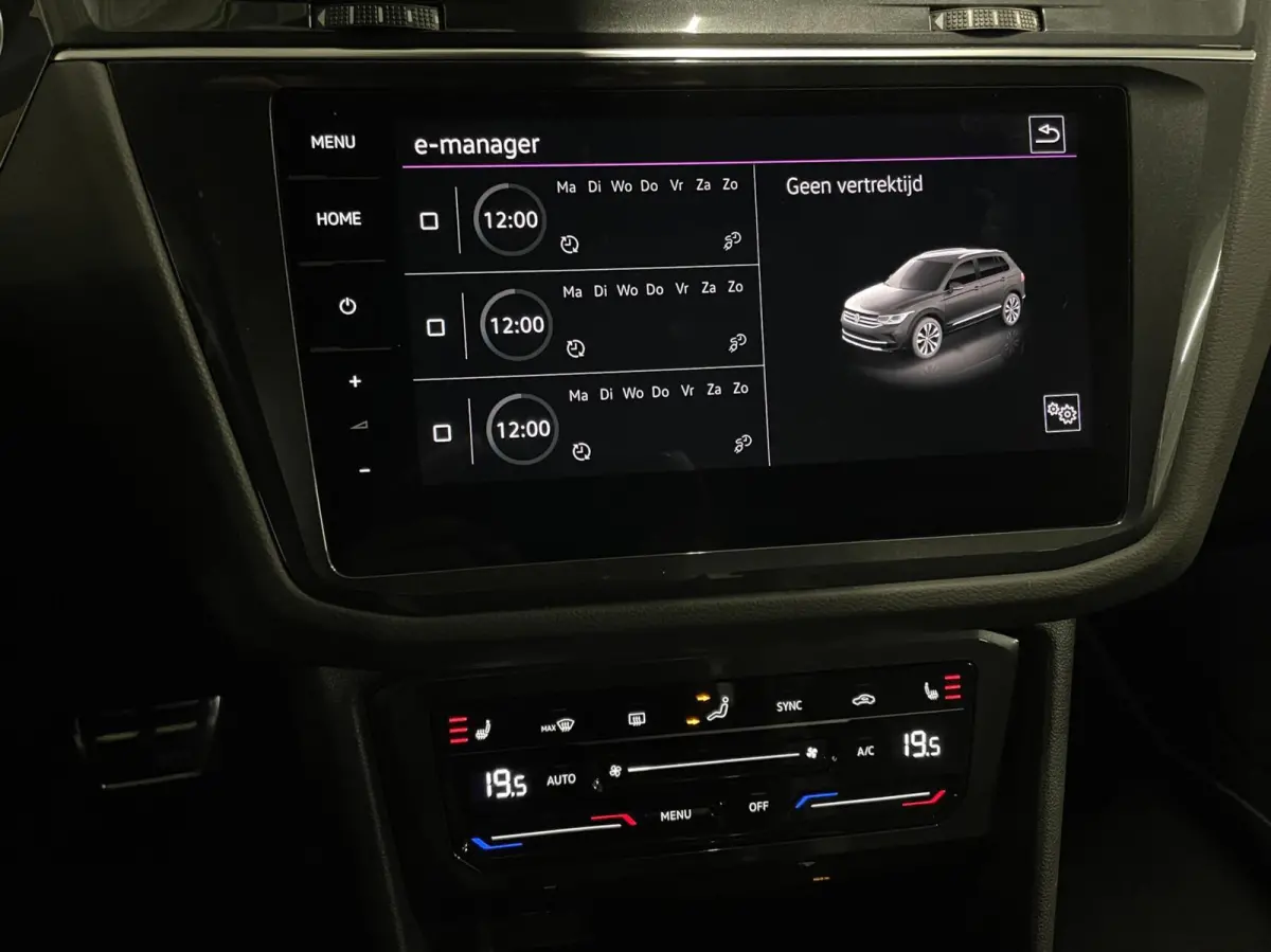 1.4 TSI eHybrid R-Line Black Style/ 360 Cam/ Pano/ Keyless/ HuD/ Trekhaak