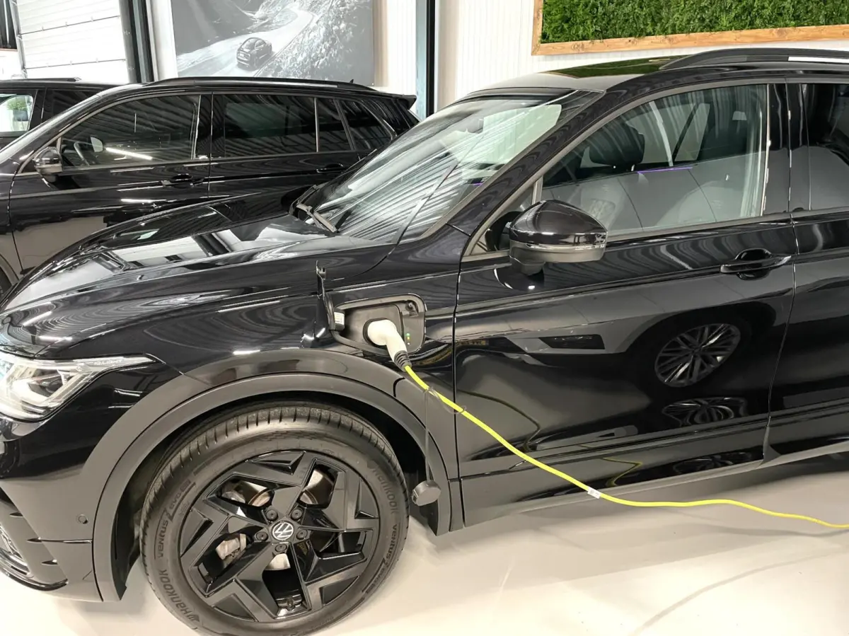 1.4 TSI eHybrid R-Line Black Style/ 360 Cam/ Pano/ Keyless/ HuD/ Trekhaak