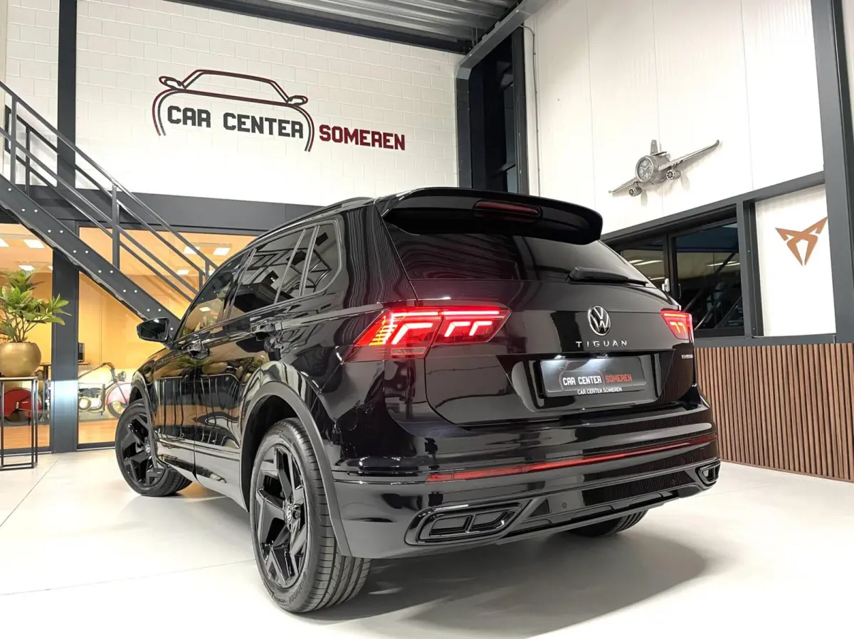1.4 TSI eHybrid R-Line Black Style/ 360 Cam/ Pano/ Keyless/ HuD/ Trekhaak
