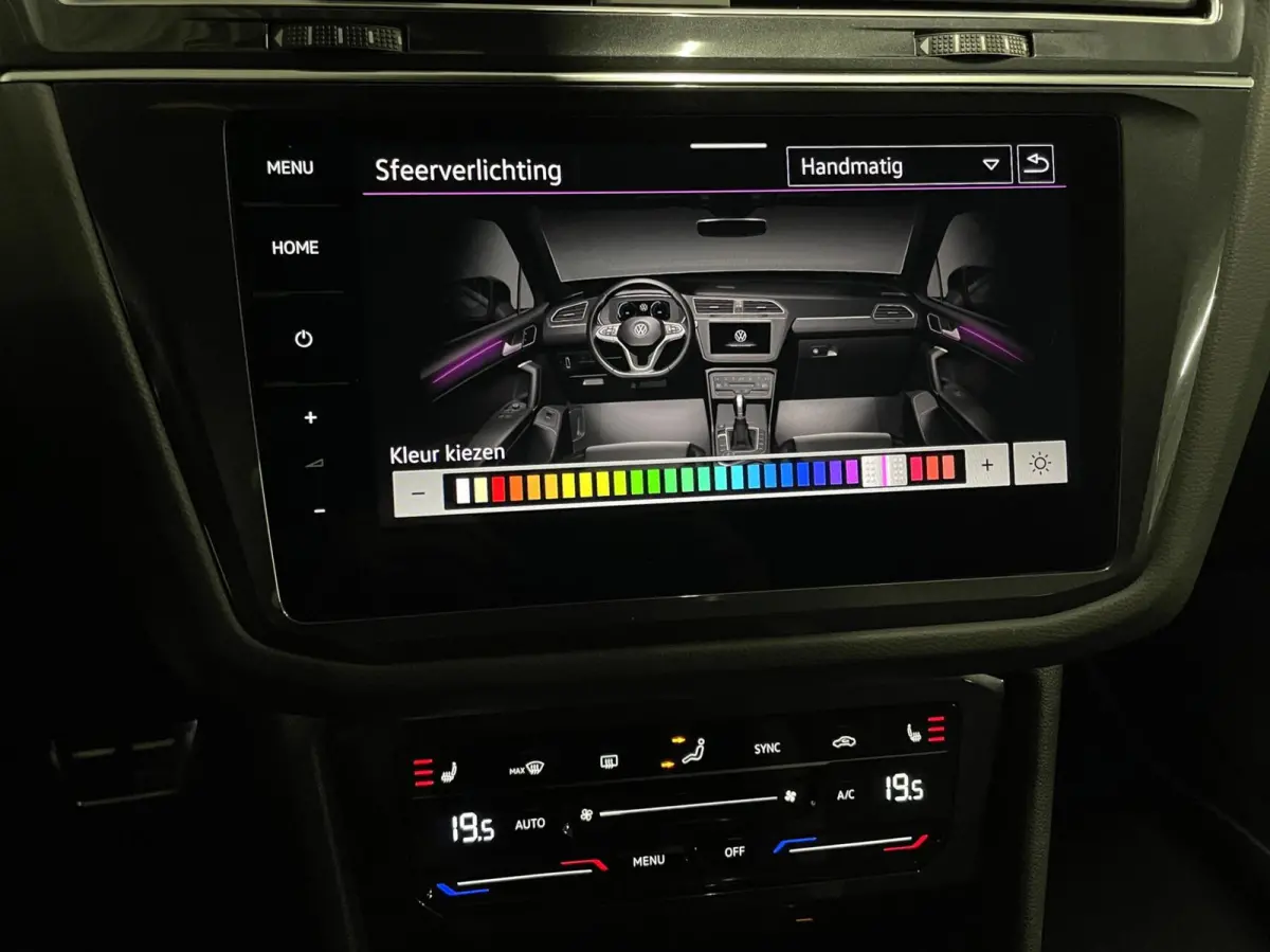 1.4 TSI eHybrid R-Line Black Style/ 360 Cam/ Pano/ Keyless/ HuD/ Trekhaak