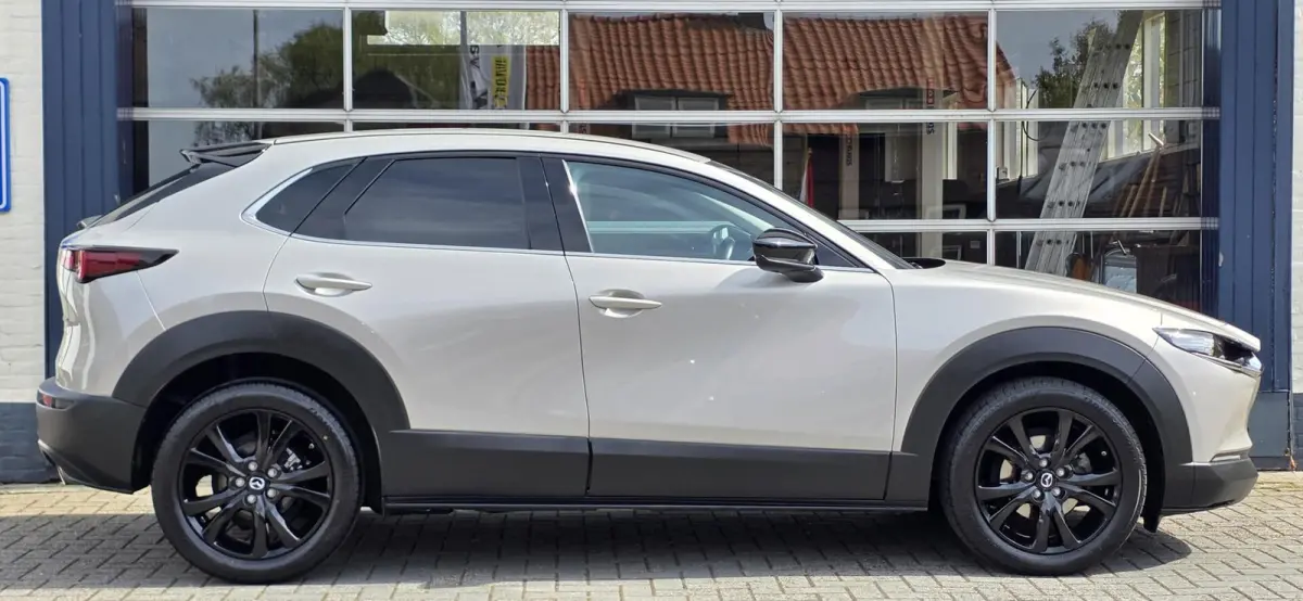 Homura 2.0 e-SkyActiv-X M Hybrid 187pk.