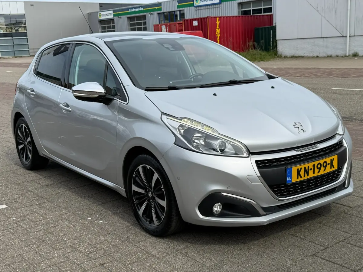 1.2 PureTech Allure l PANO l CARPLAY l LEDERBEKL.