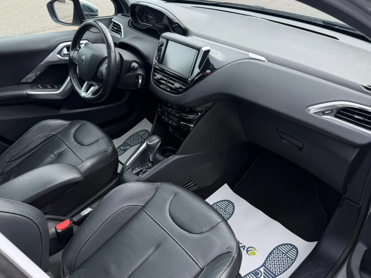 1.2 PureTech Allure l PANO l CARPLAY l LEDERBEKL.