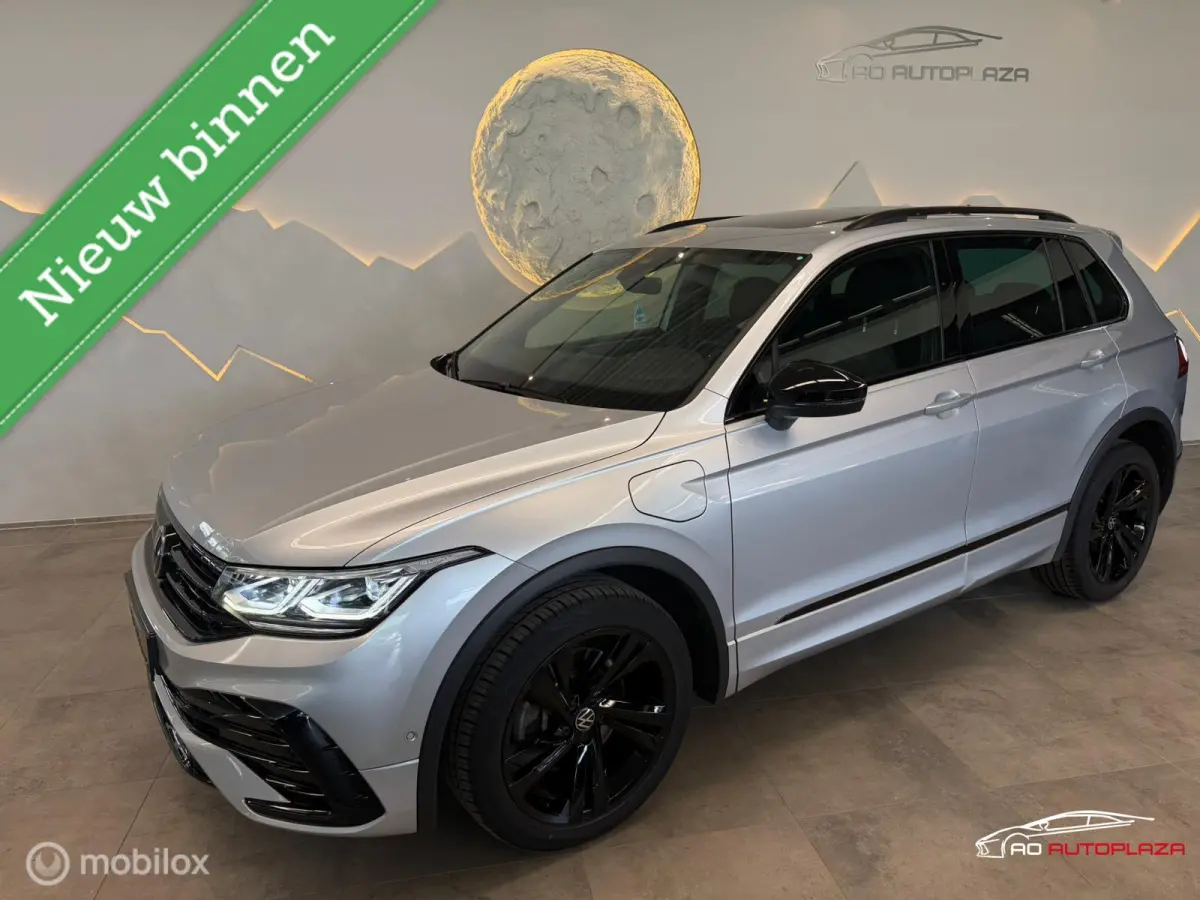 1.4 TSI eHybrid R-Line Panorama/Keyless/Blindspot