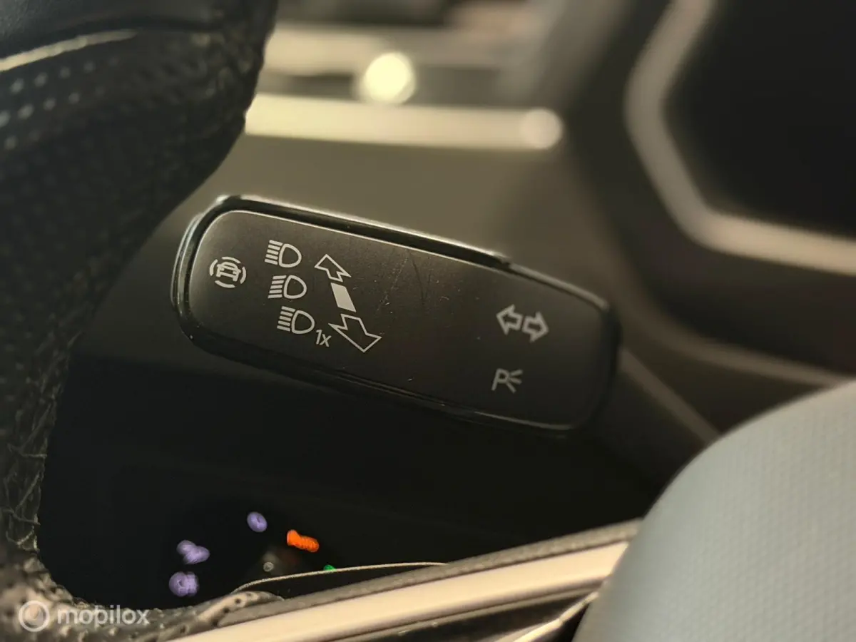 1.4 TSI eHybrid R-Line Panorama/Keyless/Blindspot