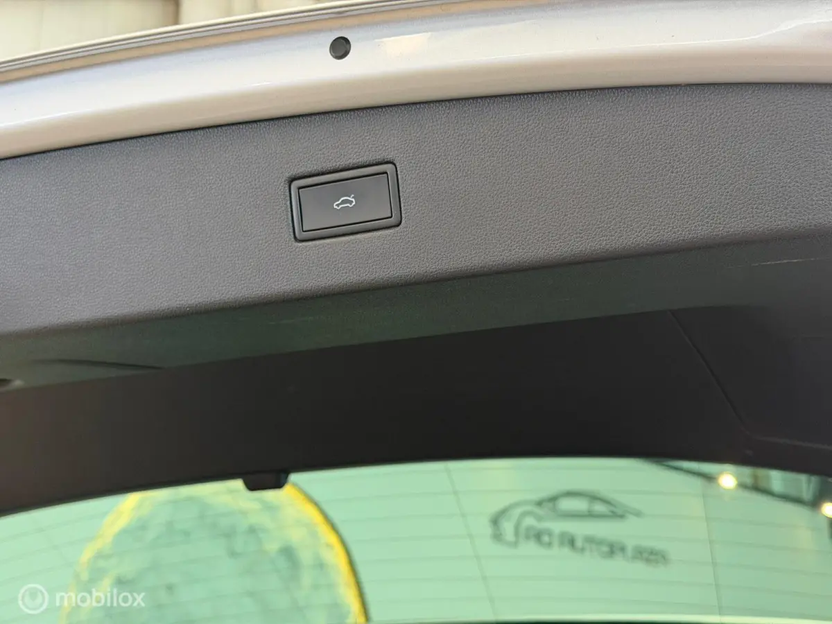 1.4 TSI eHybrid R-Line Panorama/Keyless/Blindspot