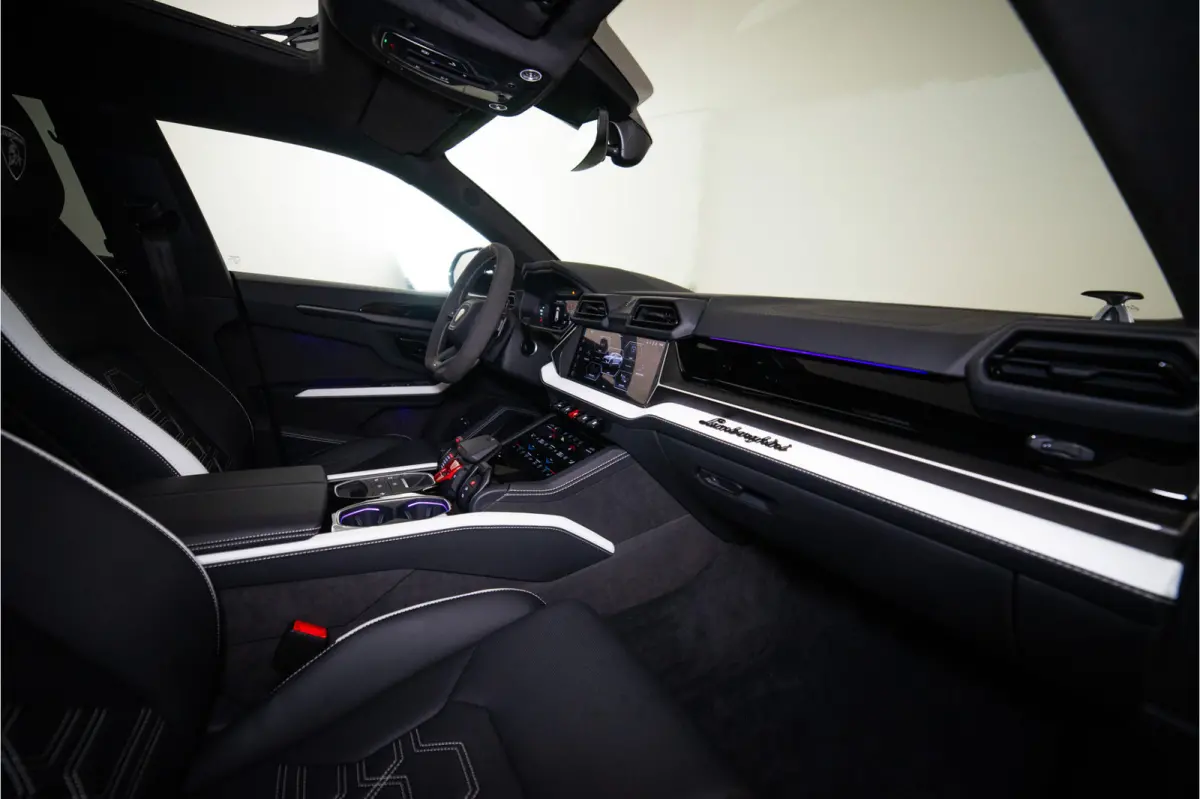 4.0 V8 Hybrid 789PK | BTW | Full Stealth PPF | 3D B&O | ANIMA | Service Package 5YR | 3 JAAR FABRIEKSGARANTIE GERESERVEERD