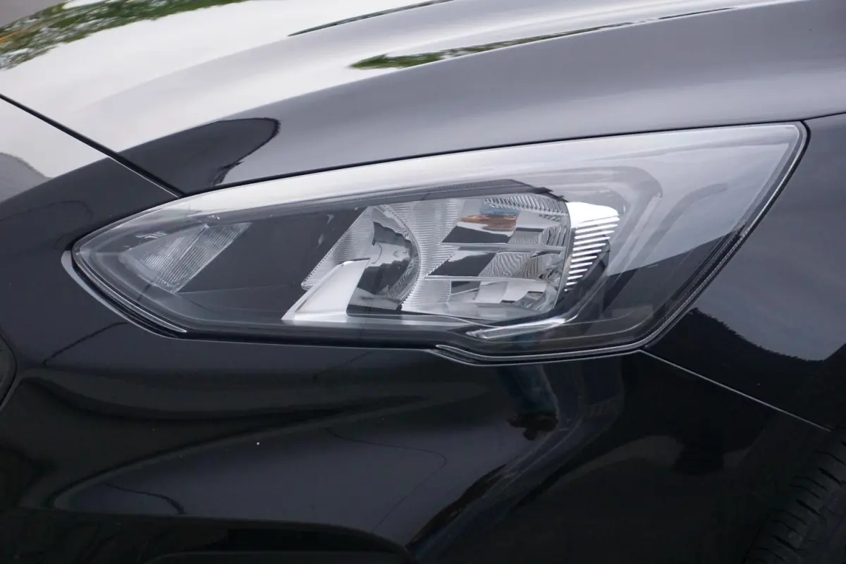 1.0 EcoBoost Hybrid ST Line Business